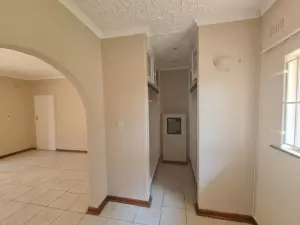 4 Bedroom House to Rent in Mount Pleasant