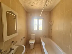 4 Bedroom House to Rent in Mount Pleasant