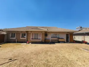 3 Bedroom Cottage/Garden Flat to Rent in Prospect