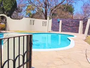 4 Bedroom House to Rent in Kamfinsa