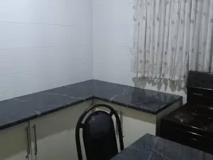 5 Bedroom House to Rent in Kambuzuma