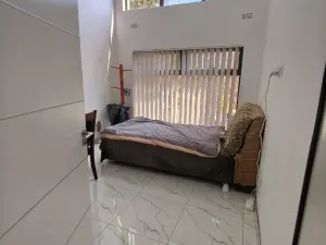Townhouse/Complex/Cluster to Rent