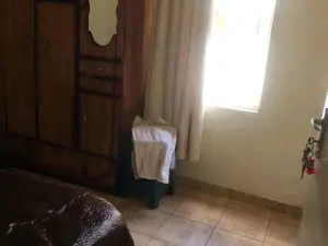 3 Bedroom House to Rent in Budiriro