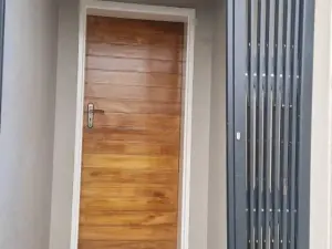 Townhouse/Complex/Cluster to Rent in Greendale North