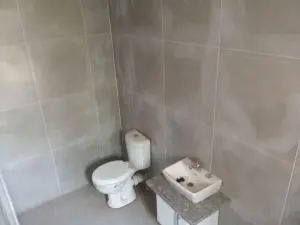 Townhouse/Complex/Cluster to Rent in Hillside