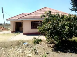 Cottage/Garden Flat for Sale