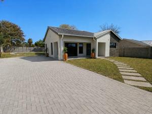 Townhouse/Cluster for Sale