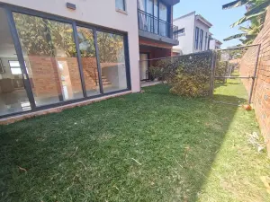 Townhouse/Complex/Cluster to Rent in Marlborough
