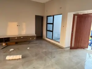 Townhouse/Complex/Cluster to Rent in Fairview