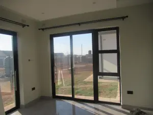 Flat/Apartment to Rent in Fairview