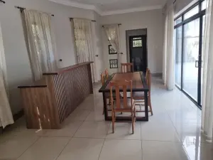 4 Bedroom House to Rent in Borrowdale Brooke
