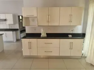 4 Bedroom House to Rent in Borrowdale Brooke
