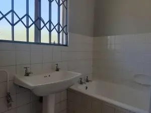4 Bedroom House to Rent in Mount Pleasant
