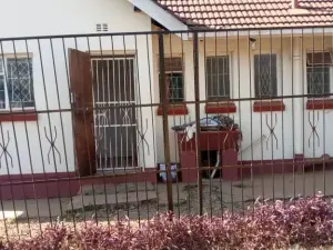 4 Bedroom House to Rent in Hillside