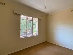Flat/Apartment to Rent in Avondale West
