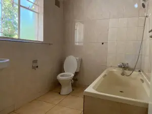 Flat/Apartment to Rent in Avondale West