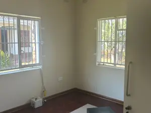 5 Bedroom House to Rent in Alexandra Park