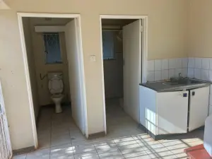 5 Bedroom House to Rent in Alexandra Park