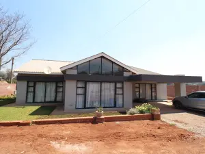 Townhouse/Complex/Cluster for Sale