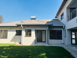 6 Bedroom House to Rent in Glen Lorne