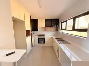 Townhouse/Complex/Cluster to Rent in Arlington