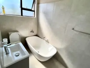 Townhouse/Complex/Cluster to Rent in Strathaven