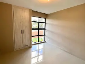 Townhouse/Complex/Cluster to Rent in Strathaven