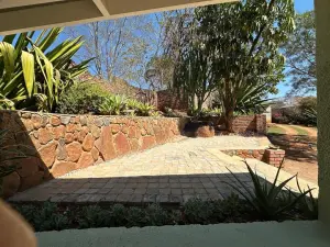 Townhouse/Complex/Cluster to Rent in Rolf Valley