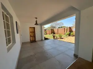 Townhouse/Complex/Cluster to Rent in Rolf Valley