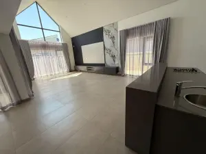 Townhouse/Complex/Cluster to Rent in Borrowdale