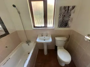 4 Bedroom House to Rent in Mount Pleasant