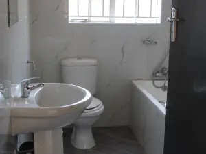 3 Bedroom Cottage/Garden Flat to Rent in Mandara