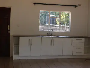 3 Bedroom Cottage/Garden Flat to Rent in Mandara