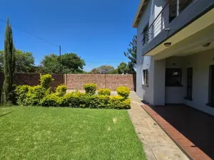 Townhouse/Complex/Cluster to Rent in Avondale