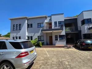 Townhouse/Complex/Cluster to Rent