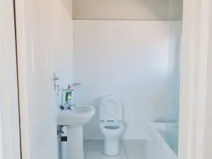 Townhouse/Complex/Cluster to Rent in Avondale