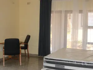 Townhouse/Complex/Cluster to Rent in Mandara