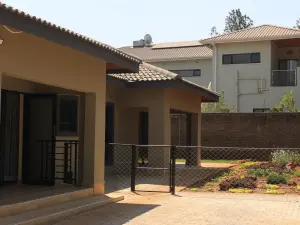 Townhouse/Complex/Cluster to Rent in Mandara