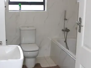 Townhouse/Complex/Cluster to Rent in Mandara