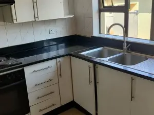 Townhouse/Complex/Cluster to Rent in Greendale