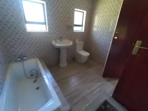 3 Bedroom Cottage/Garden Flat to Rent in Vainona