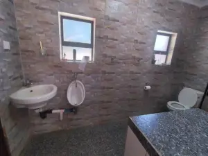 3 Bedroom Cottage/Garden Flat to Rent in Vainona