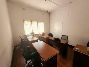 Commercial Property to Rent in Avenues