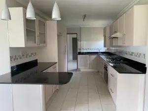 2 Bedroom Cottage/Garden Flat to Rent in Chisipite