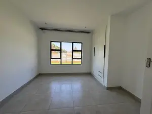 7 Bedroom House to Rent in Kambanji