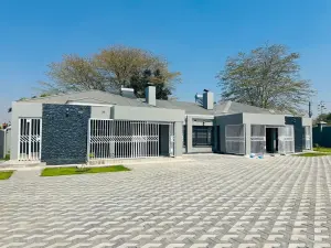 Flat/Apartment to Rent in Highlands