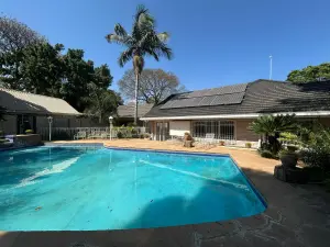 3 Bedroom House to Rent in Alexandra Park