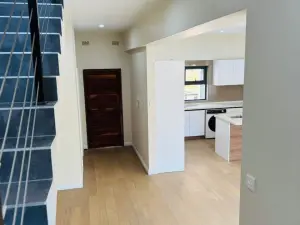 Flat/Apartment to Rent in Avondale