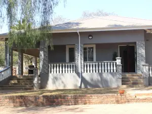 4 Bedroom House to Rent in Chisipite
