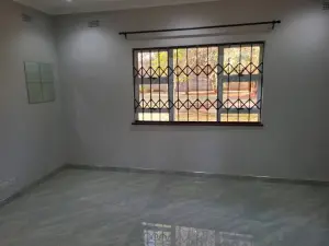 4 Bedroom House to Rent in Mount Pleasant